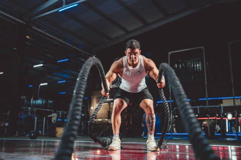 Imagen de Qué conviene entrenar primero: fuerza, cardio o técnica