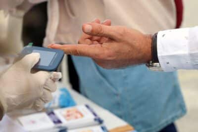 Control de glucosa sanguínea en salud pública