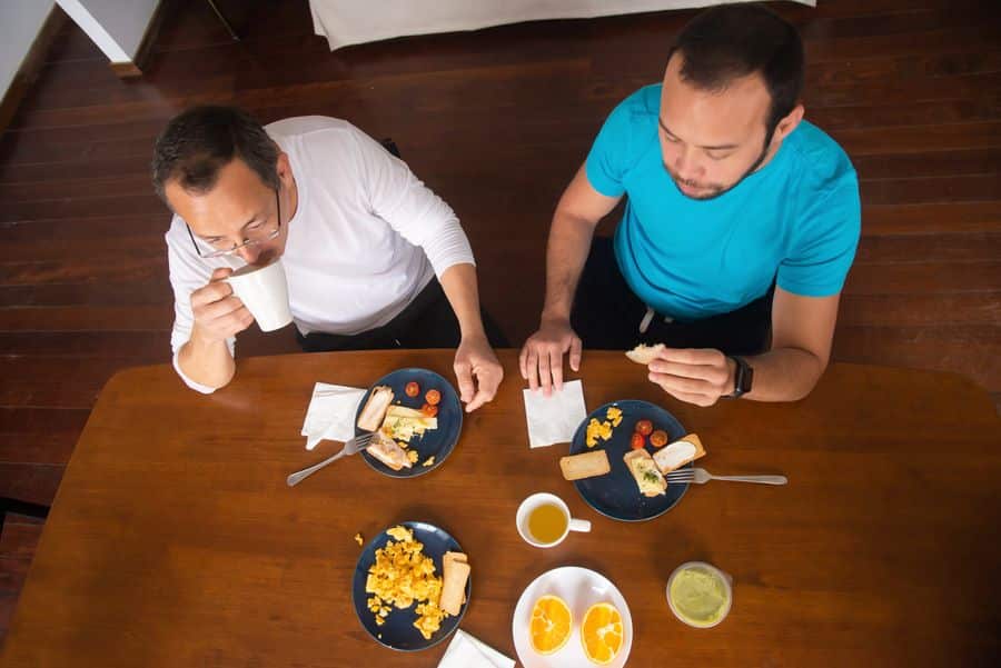 Desayuno saludable con proteínas