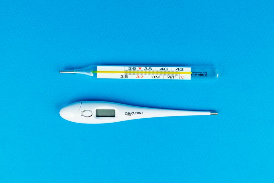 Termómetros digitales y de mercurio médicos